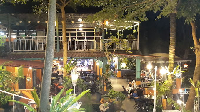 The Manglung View & Resto